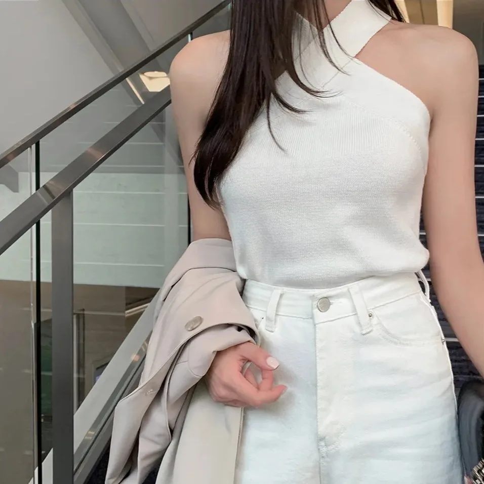 Slim Fit Knitted Vest Neck Hanging Design Sexy Girl Style Casual Wear Women's Single Piece Pure Color Summer Top from China
Slim Fit Knitted Vest Neck Hanging Design Sexy Girl Style Casual Wear Women's Single Piece Pure Color Summer Top from China