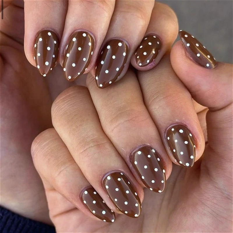 White Polk Dot Brown Fall Winter Wearable Nail Art Fashion Short Almond Fake Nail Detachable Finished False Nails Press on Nails
White Polk Dot Brown Fall Winter Wearable Nail Art Fashion Short Almond Fake Nail Detachable Finished False Nails Press on Nails