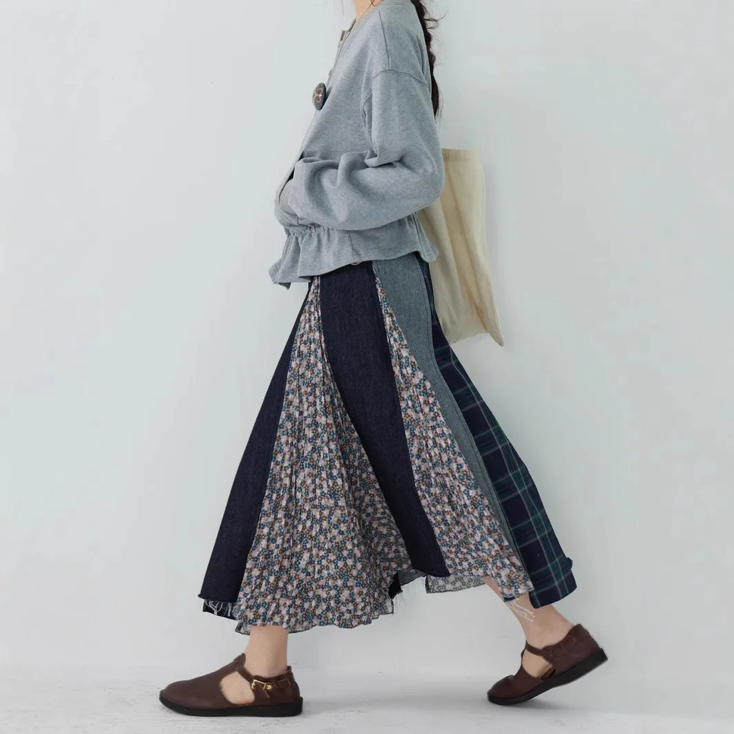Japanese Wandering Style Design Splicing A-shaped Skirt Denim Skirt 2026 Summer New Comfortable Commute
Japanese Wandering Style Design Splicing A-shaped Skirt Denim Skirt 2026 Summer New Comfortable Commute
