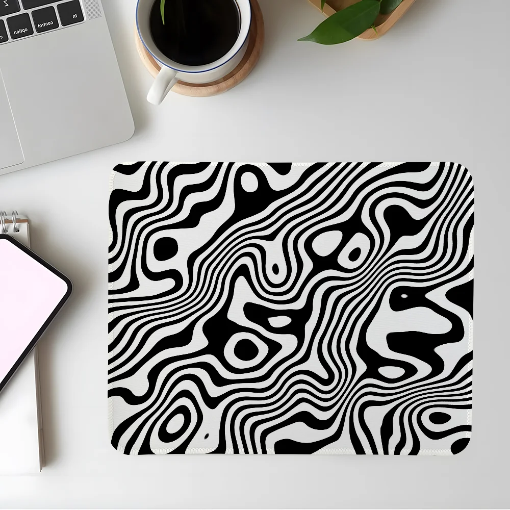 Black And White Line Mouse Pad Gaming Esports Mousepad Laptop Computer Locking Edge Office Desk Mat Rubber Small Anti Slip Pad
Black And White Line Mouse Pad Gaming Esports Mousepad Laptop Computer Locking Edge Office Desk Mat Rubber Small Anti Slip Pad