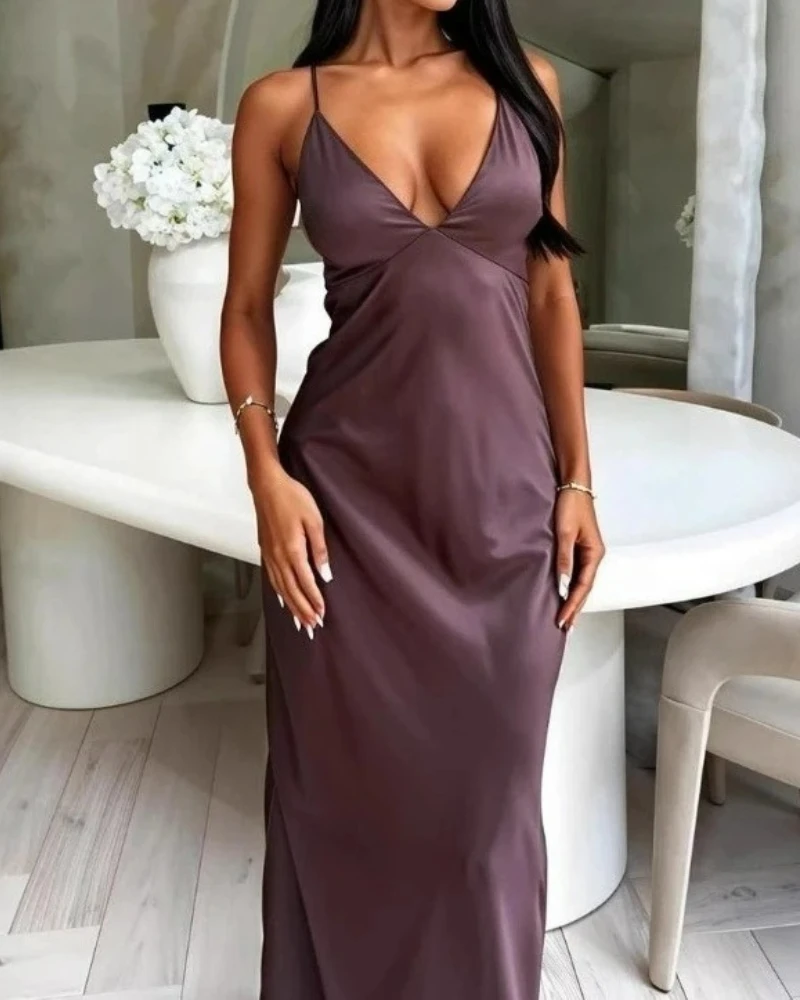 2025 Summer New V-neck Lace Up Sleeveless Waist Cinched Atmospheric Fashionable Dress
2025 Summer New V-neck Lace Up Sleeveless Waist Cinched Atmospheric Fashionable Dress