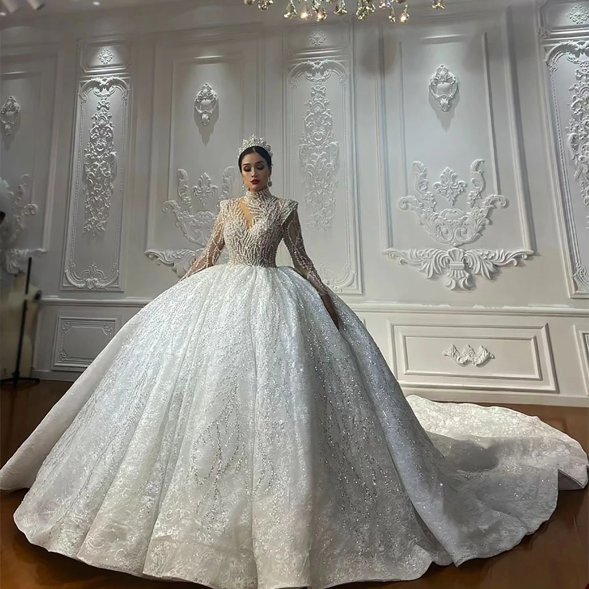 Gorgeous Ball Gown Wedding Dresses Beads Appliques Lace High Collar Long Sleeves Lace-Up Back Custom Made Bride Robe De Mariee
Gorgeous Ball Gown Wedding Dresses Beads Appliques Lace High Collar Long Sleeves Lace-Up Back Custom Made Bride Robe De Mariee