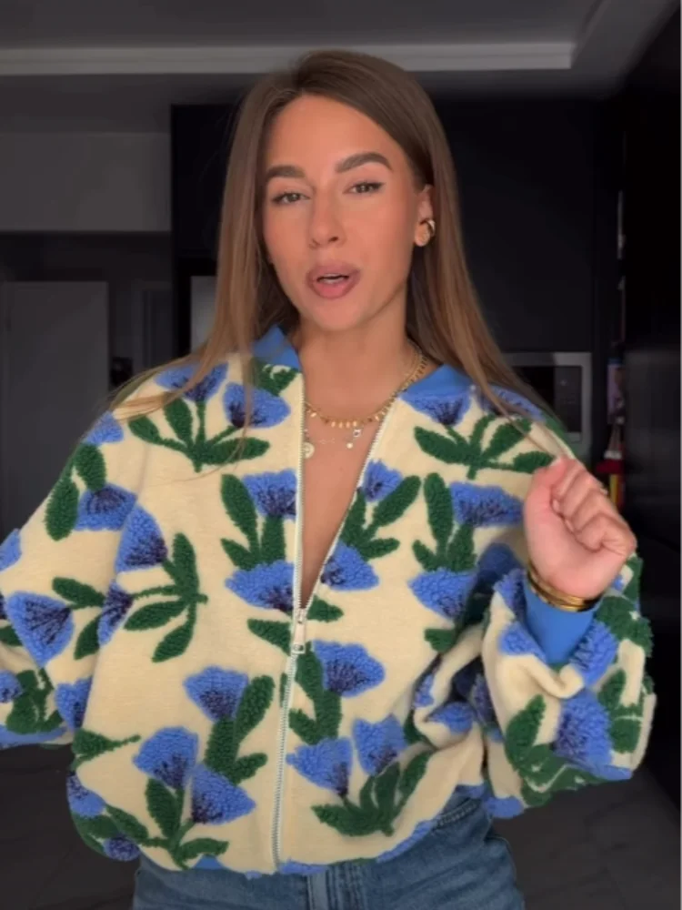 Women Y2k Vintage Blue Flower Fuzzy Knit Jacket Women Oversized Zipper Bomber Coat Casual Streetwear Outerwear For Spring Autumn
Women Y2k Vintage Blue Flower Fuzzy Knit Jacket Women Oversized Zipper Bomber Coat Casual Streetwear Outerwear For Spring Autumn