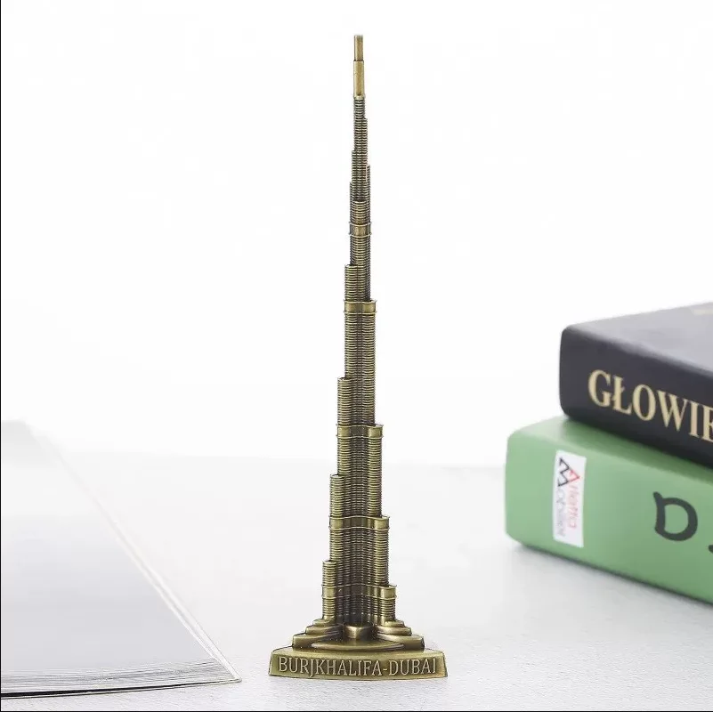 Dubai Burj Khalifa Ornaments, World Landmark Building Models, Metal Crafts Home and Office Decoration Ornaments تحف كبيره للمنزل
Dubai Burj Khalifa Ornaments, World Landmark Building Models, Metal Crafts Home and Office Decoration Ornaments تحف كبيره للمنزل