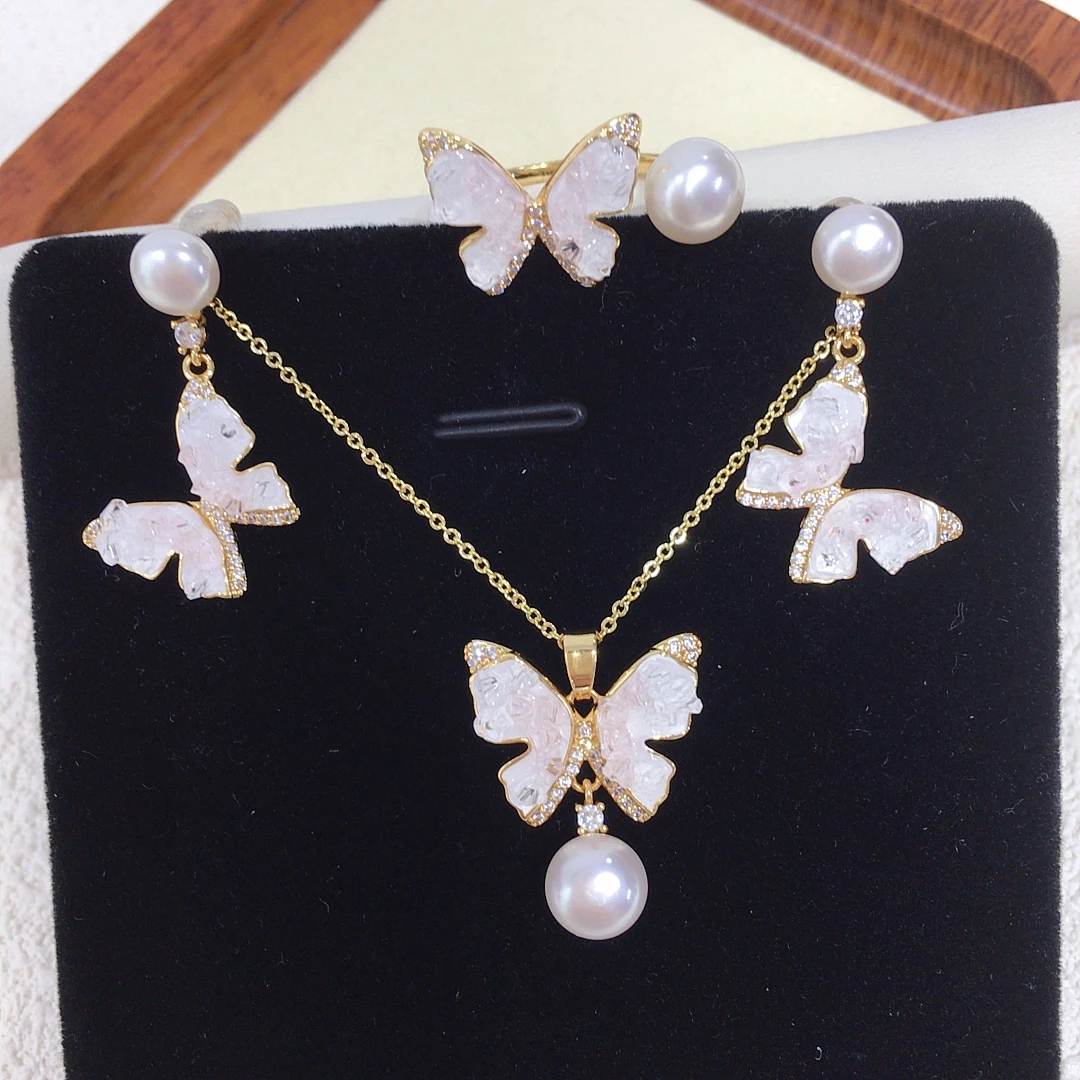 ZHBORUINI Pink Butterfly Crystal Zircon Natural Freshwater Pearl Set Earrings Ring Pendant Advanced Jewelry Gift For Woman
ZHBORUINI Pink Butterfly Crystal Zircon Natural Freshwater Pearl Set Earrings Ring Pendant Advanced Jewelry Gift For Woman