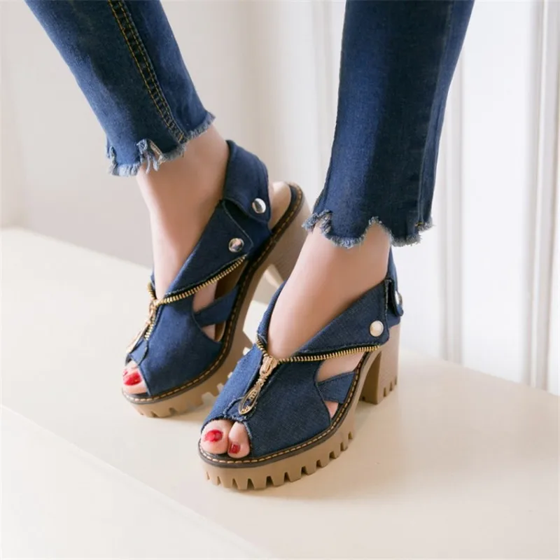 Rome Open Toe Women Shoes Platform Sandals Women Summer Denim Thick Bottom Shoes Casual High Heel Sandals Plus Size 43
Rome Open Toe Women Shoes Platform Sandals Women Summer Denim Thick Bottom Shoes Casual High Heel Sandals Plus Size 43