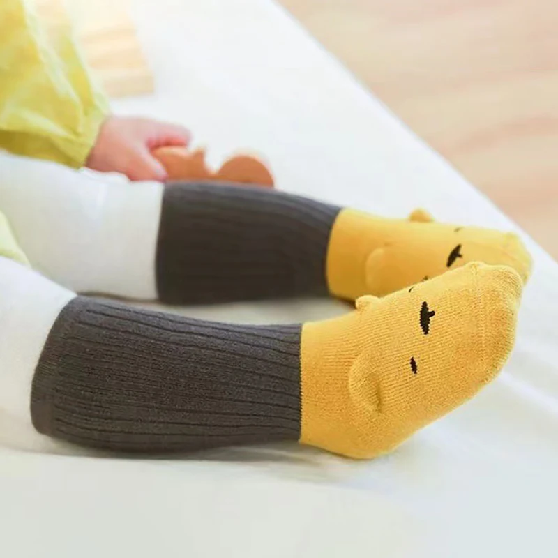 3 Pairs/lot 0-3Y Newborn Baby Socks Autumn Winter Non Slip Plush Thick Cartoon Contrast Color High Tube Kids Terry Floor Socks
3 Pairs/lot 0-3Y Newborn Baby Socks Autumn Winter Non Slip Plush Thick Cartoon Contrast Color High Tube Kids Terry Floor Socks
