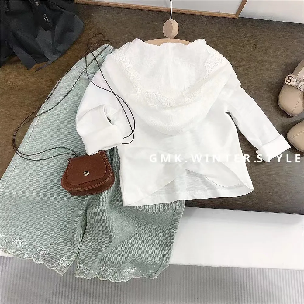Children's clothing, girls' trendy and cool outfit, new white base shirt, lace hooded embroidered wide leg jeans
Children's clothing, girls' trendy and cool outfit, new white base shirt, lace hooded embroidered wide leg jeans