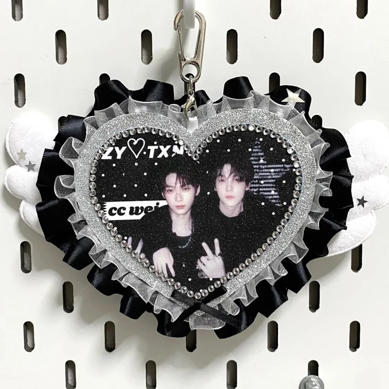 Handcrafted Idol keychains Bag Charms Lace Decoration Free Customized K-pop Anime Fan Support Nameboard
Handcrafted Idol keychains Bag Charms Lace Decoration Free Customized K-pop Anime Fan Support Nameboard