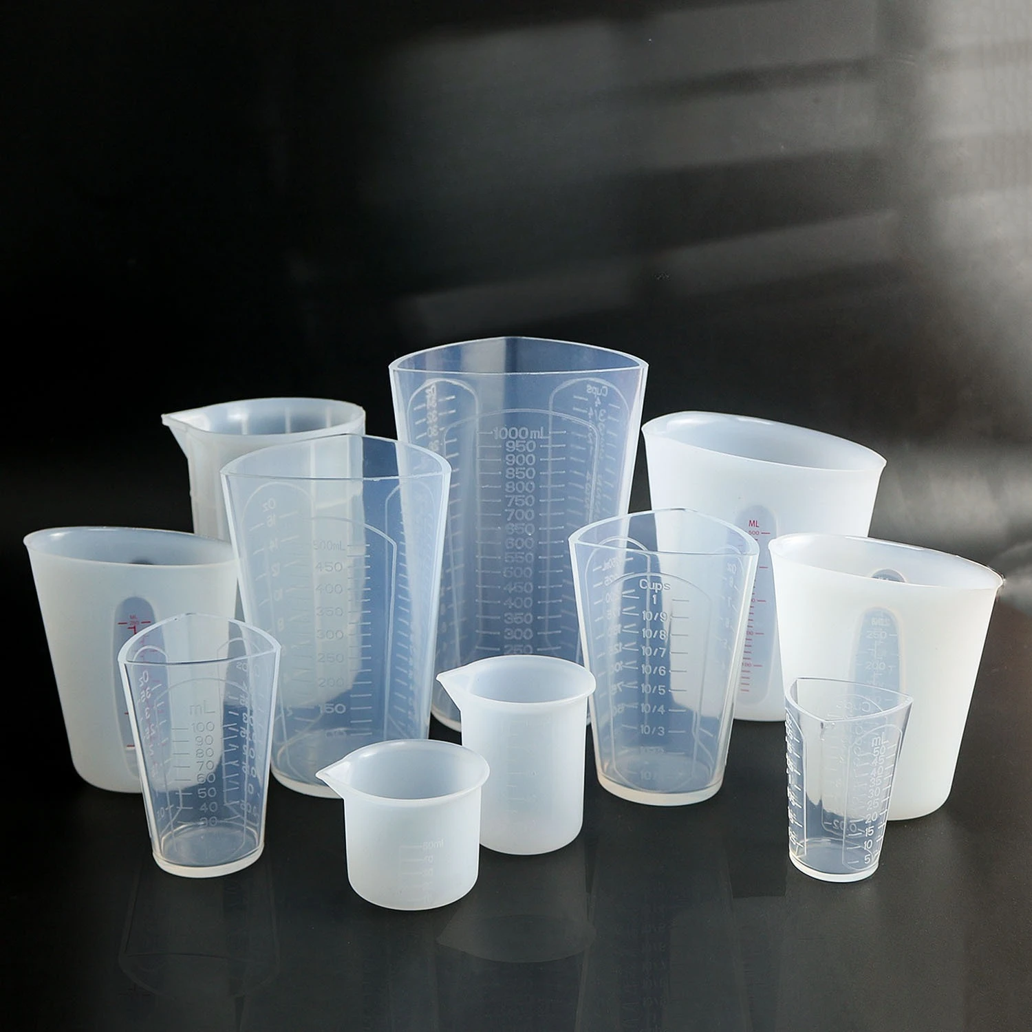 50ml-1000ml silicone measuring cup with scale made of epoxy resin, suitable for DIY tool container storage
50ml-1000ml silicone measuring cup with scale made of epoxy resin, suitable for DIY tool container storage