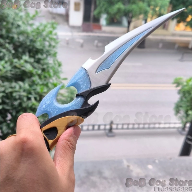 Genshin Impact Lohen Cosplay Stiletto Cartoon Short Sword Coutel Snickersnee Cutlass Weaponry Halloween Anime Navidad Carnaval
Genshin Impact Lohen Cosplay Stiletto Cartoon Short Sword Coutel Snickersnee Cutlass Weaponry Halloween Anime Navidad Carnaval