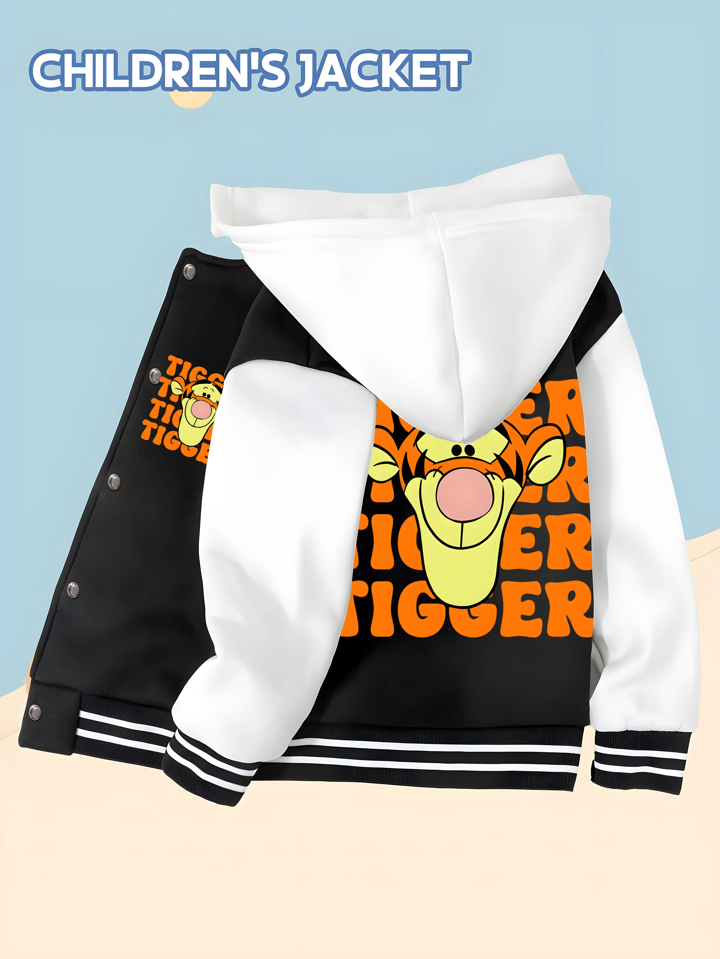 MINISO Disney Tigger Baseball Jacket for Boys - Double-sided repeating "TIGGER" print, perfect for school and the park 
MINISO Disney Tigger Baseball Jacket for Boys - Double-sided repeating "TIGGER" print, perfect for school and the park
