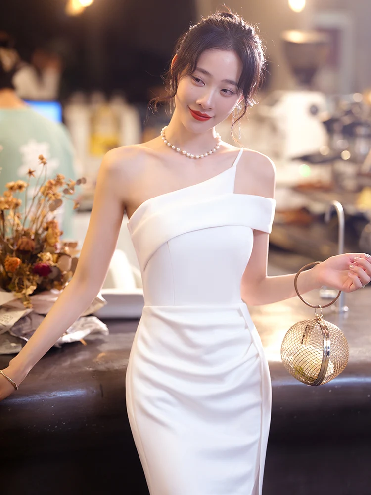 Белое вечернее платье для помолвки 2025: Новинка, высококлассное, легкое, роскошное, с юбкой-рыбьим хвостом, для молодых женщин, модное
Белое вечернее платье для помолвки 2025: Новинка, высококлассное, легкое, роскошное, с юбкой-рыбьим хвостом, для молодых женщин, модное