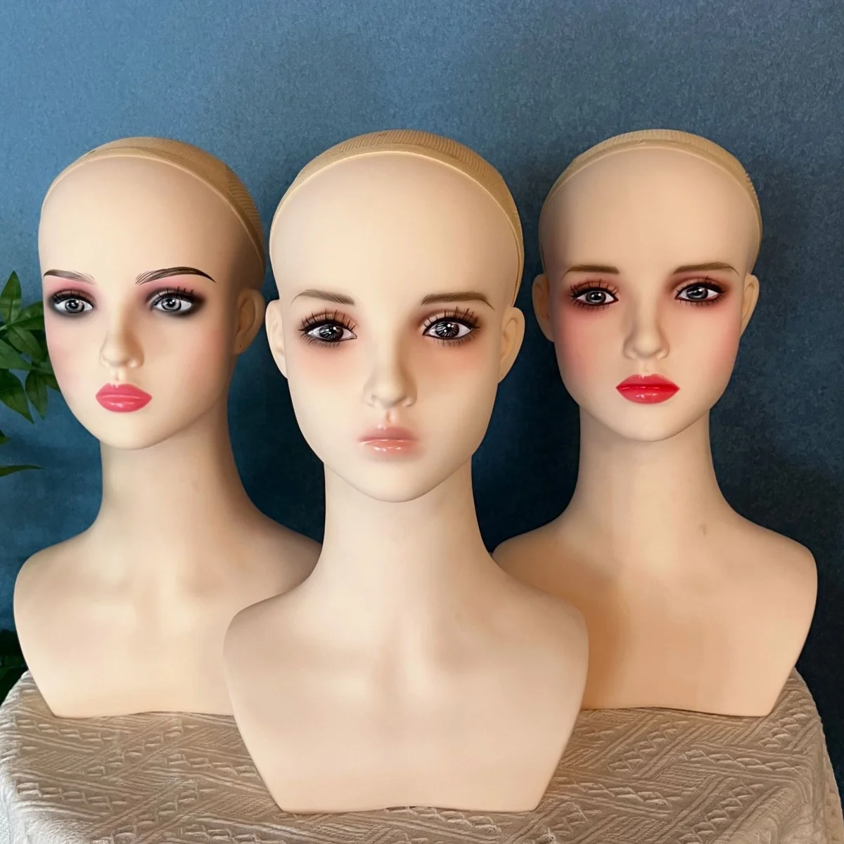 PVC Mannequin Head Female Model Head, Wig, Accessories and Hat Display Prop, Window Display Mannequin Head
PVC Mannequin Head Female Model Head, Wig, Accessories and Hat Display Prop, Window Display Mannequin Head