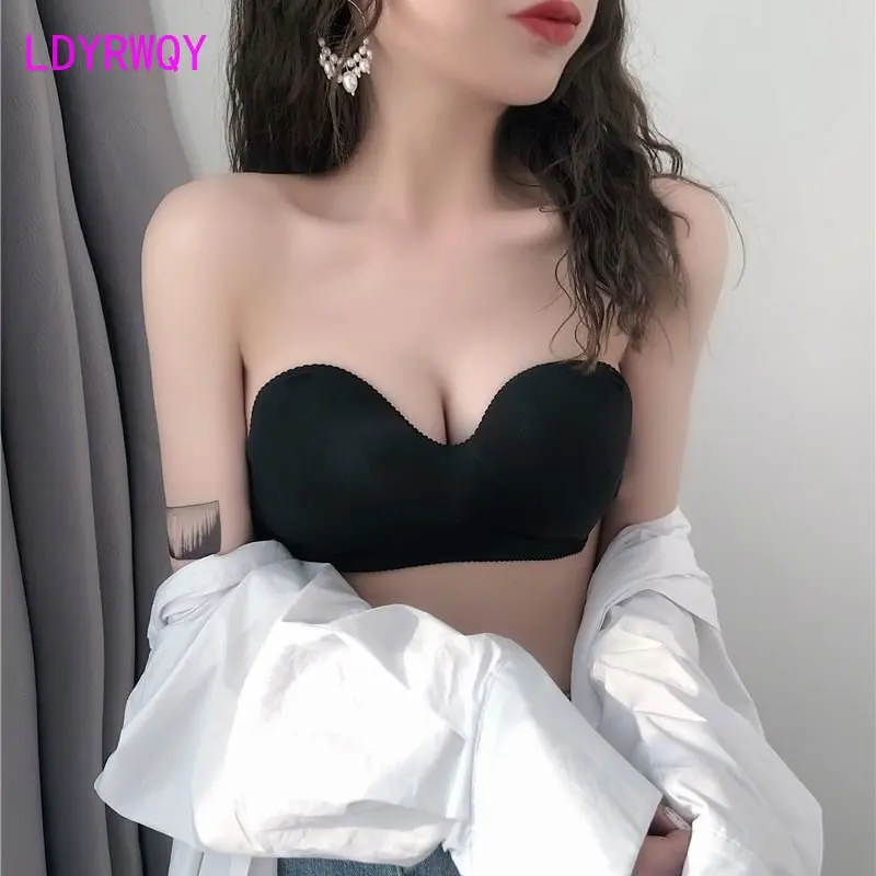 Strapless gathered anti-skid underwear women's thin summer bra type wrap bra with adjustable shoulder straps
Strapless gathered anti-skid underwear women's thin summer bra type wrap bra with adjustable shoulder straps