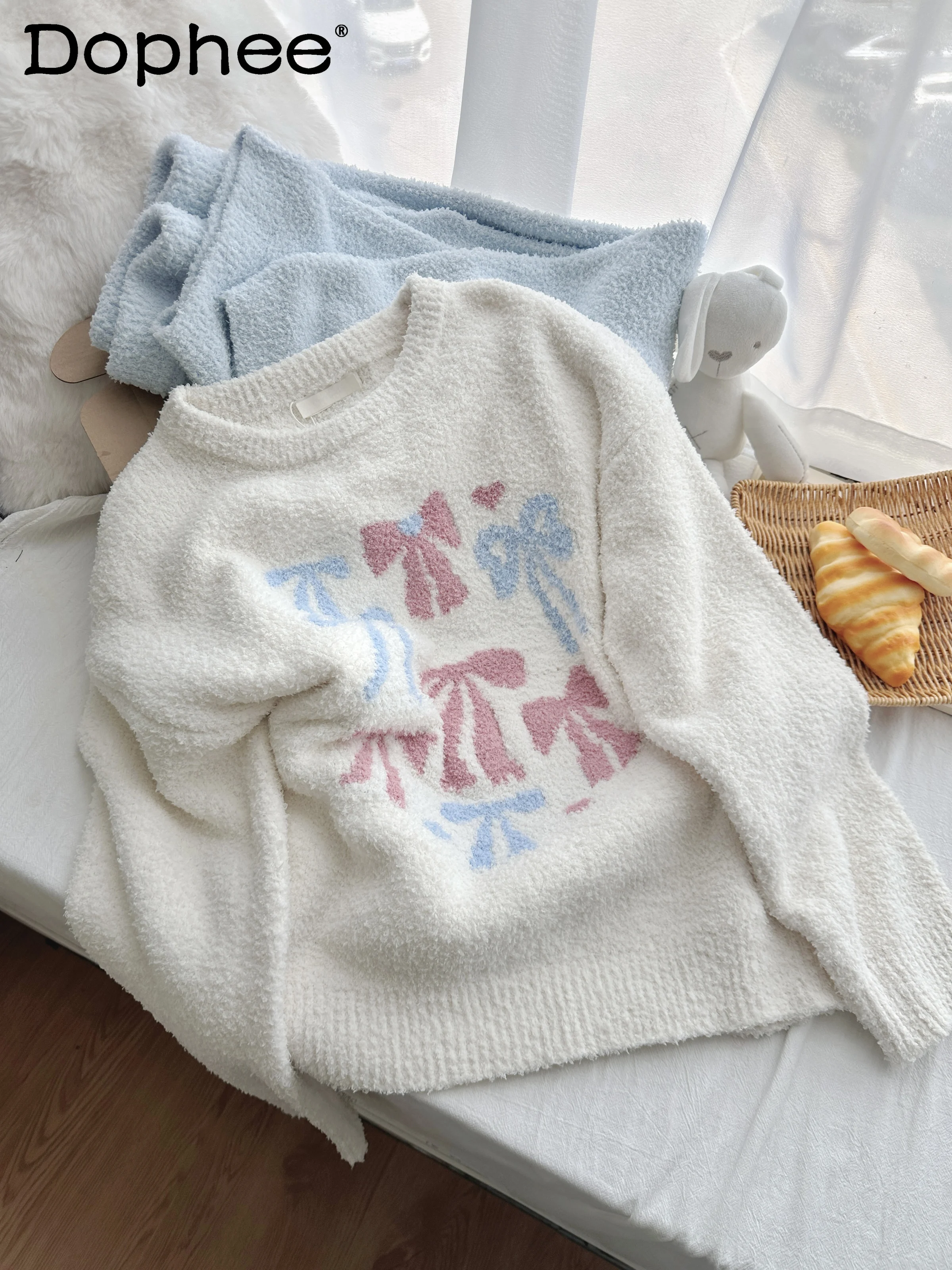 Женские зимние новые мягкие удобные пижамы с милым бантом и принтом, новинка 2025 года, повседневный теплый комплект домашней одежды с круглым вырезом
Женские зимние новые мягкие удобные пижамы с милым бантом и принтом, новинка 2025 года, повседневный теплый комплект домашней одежды с круглым вырезом