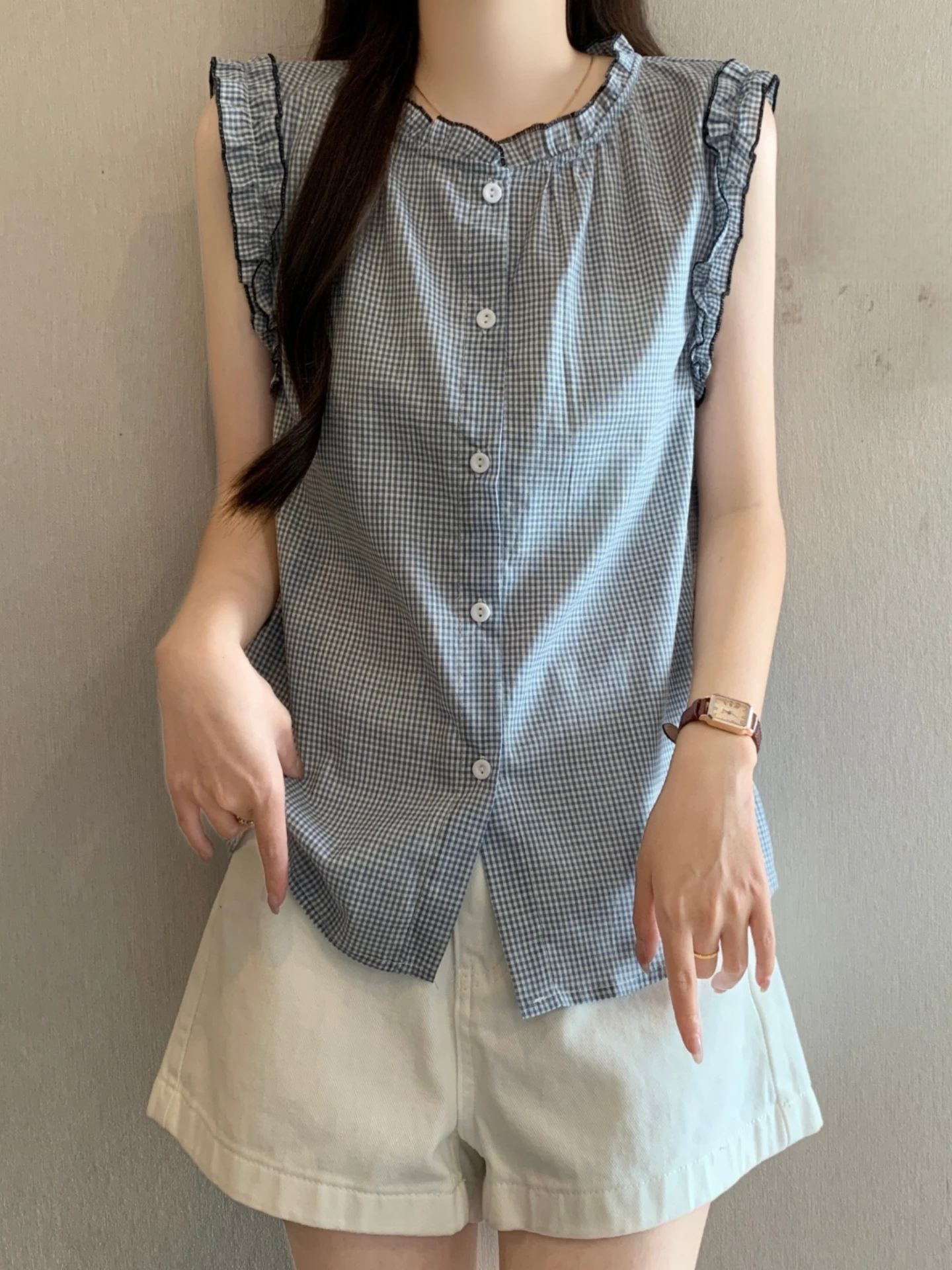 Retro Plaid Sleeveless Vest Base Shirt Women Summer 2026 plus Size Flattering Grommet Top Commute Style Loose Fit
Retro Plaid Sleeveless Vest Base Shirt Women Summer 2026 plus Size Flattering Grommet Top Commute Style Loose Fit