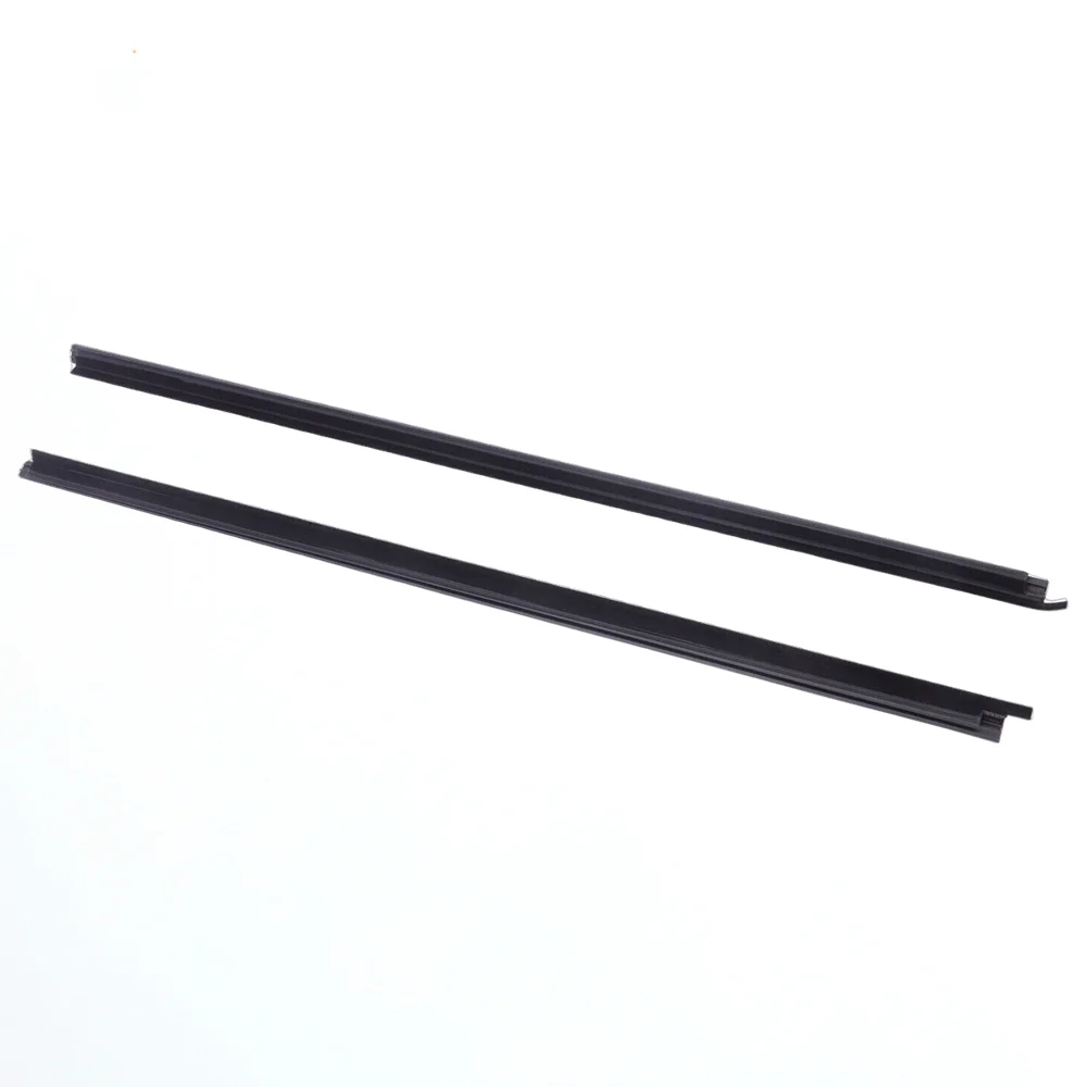Weatherstrip Outer Front Door Glass Belt Rubber Seal Belt Weather-Strip for Nissan Hardbody D21 (80821-01G00, 80820-01G00)
Weatherstrip Outer Front Door Glass Belt Rubber Seal Belt Weather-Strip for Nissan Hardbody D21 (80821-01G00, 80820-01G00)