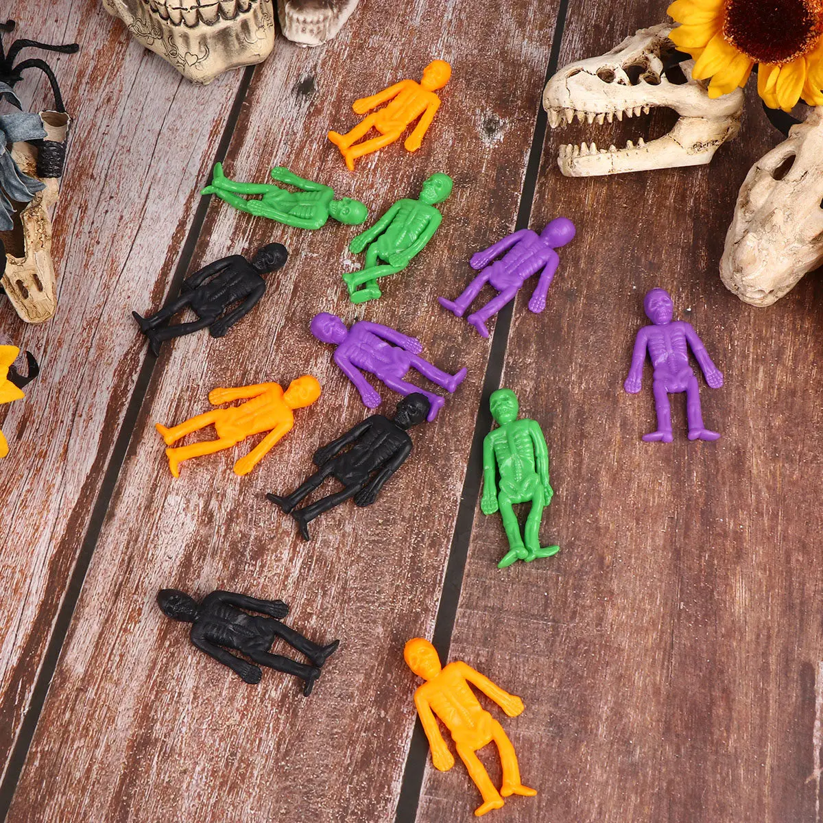 24Pcs Soft Man Halloween Skull Creative Funny Small Kids Play Gift Halloween Party Supplies Toy
24Pcs Soft Man Halloween Skull Creative Funny Small Kids Play Gift Halloween Party Supplies Toy
