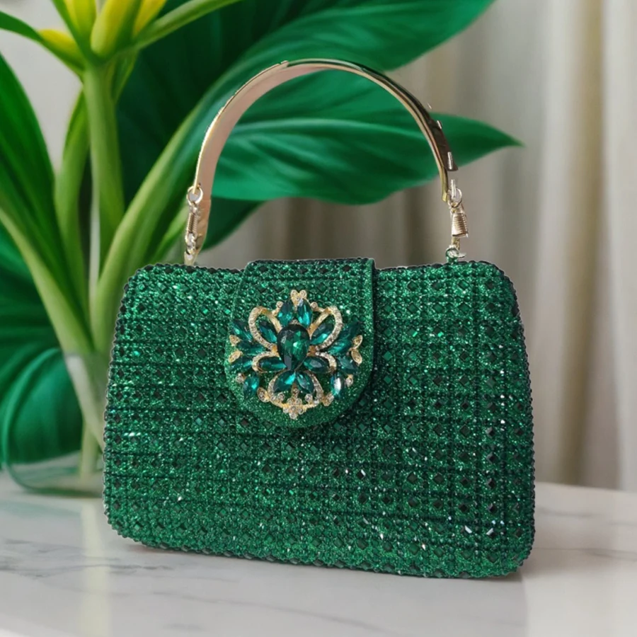 Популярные в Нигерии Изысканные вечерние сумки с ромбовидным дизайном Модная ручка-клатч со стразами, украшенная металлической ручкой-цепочкой Ba 
Популярные в Нигерии Изысканные вечерние сумки с ромбовидным дизайном Модная ручка-клатч со стразами, украшенная металлической ручкой-цепочкой Ba