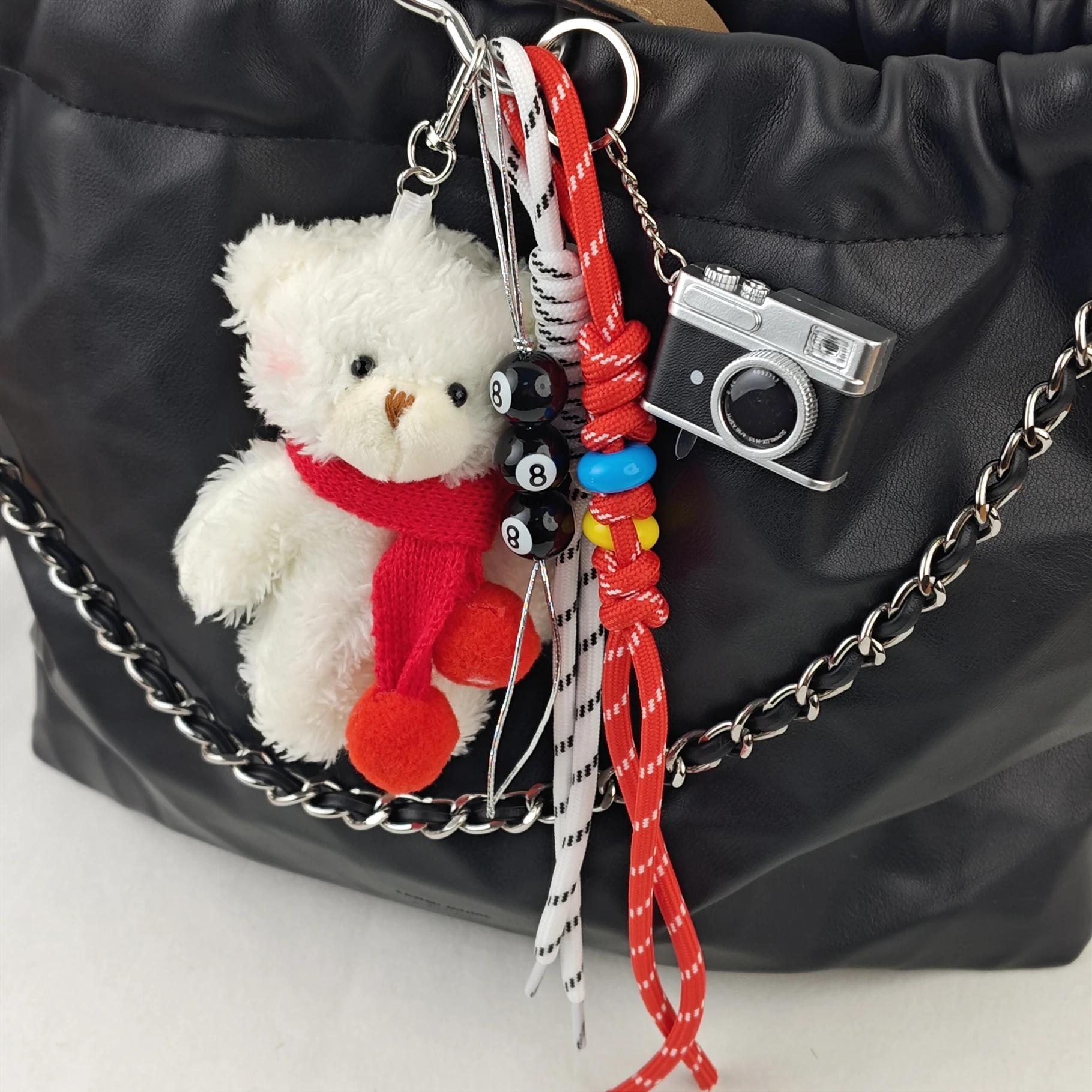 Cute Plush Little Bear Puppy Doll Bag Pendant Keychains Black 8 Mini Camera Red White Braided Rope Accessories Festival Gift
Cute Plush Little Bear Puppy Doll Bag Pendant Keychains Black 8 Mini Camera Red White Braided Rope Accessories Festival Gift