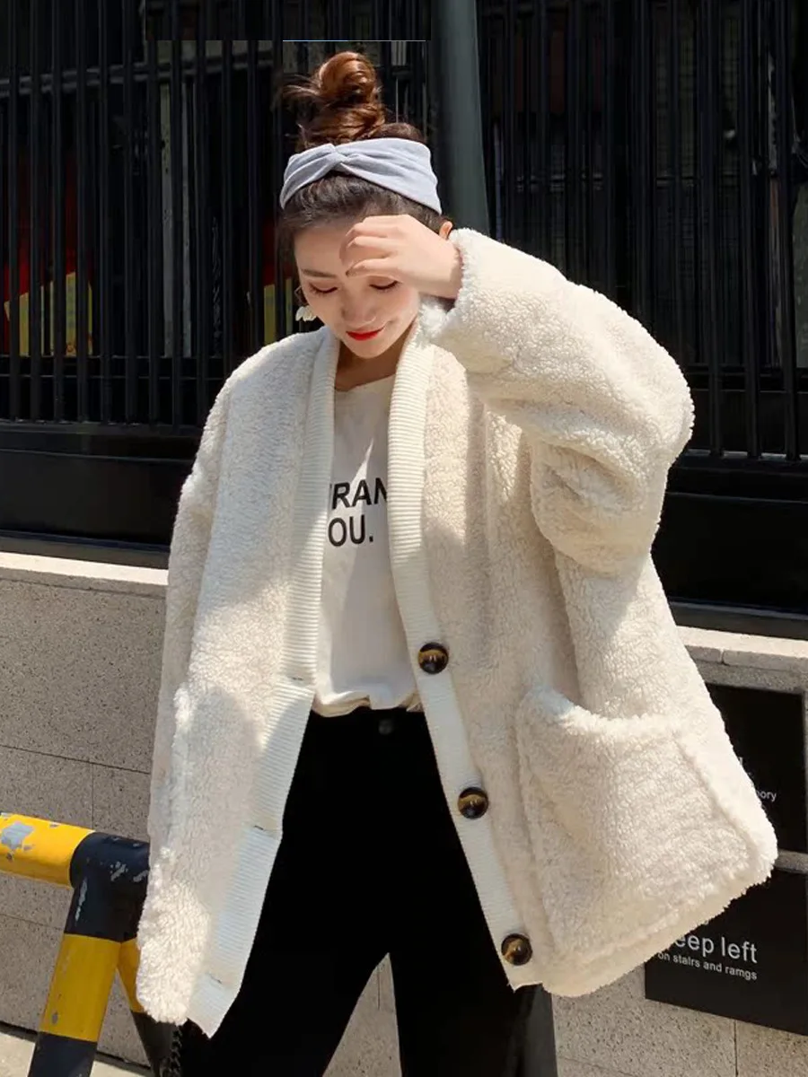 Faux Fur Top Coats Womens Slim-Cut Raglan-Sleeve Dance Mom Harajuku Handsome Colorful Double-Side Block Fashionable Distressed
Faux Fur Top Coats Womens Slim-Cut Raglan-Sleeve Dance Mom Harajuku Handsome Colorful Double-Side Block Fashionable Distressed