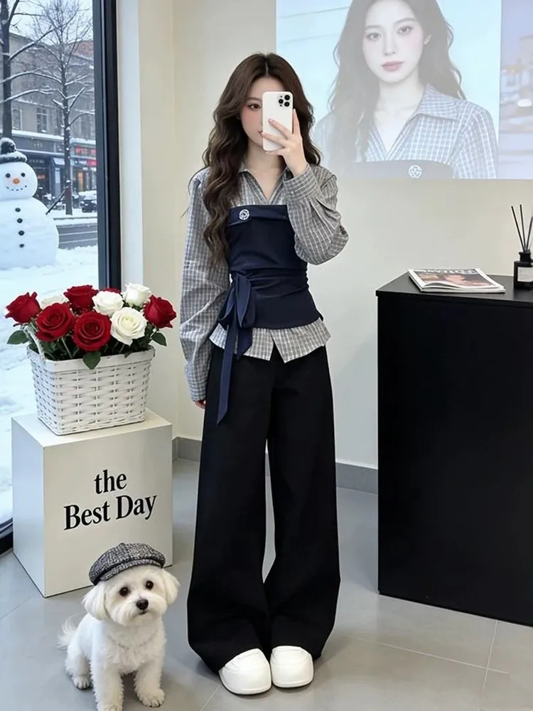 Elegant Black Wide Leg Pants And Neck Top Set Two Pieces Outfit Gentle Fashionable Summer Collection for Young Women
Elegant Black Wide Leg Pants And Neck Top Set Two Pieces Outfit Gentle Fashionable Summer Collection for Young Women