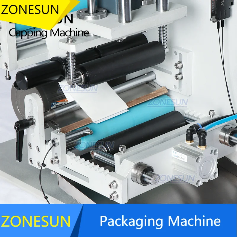 ZONESUN Automatic Bottle Dischgrger Labeling Machine Small Vial Round Bottle Single Double Sides Label Applicator
ZONESUN Automatic Bottle Dischgrger Labeling Machine Small Vial Round Bottle Single Double Sides Label Applicator