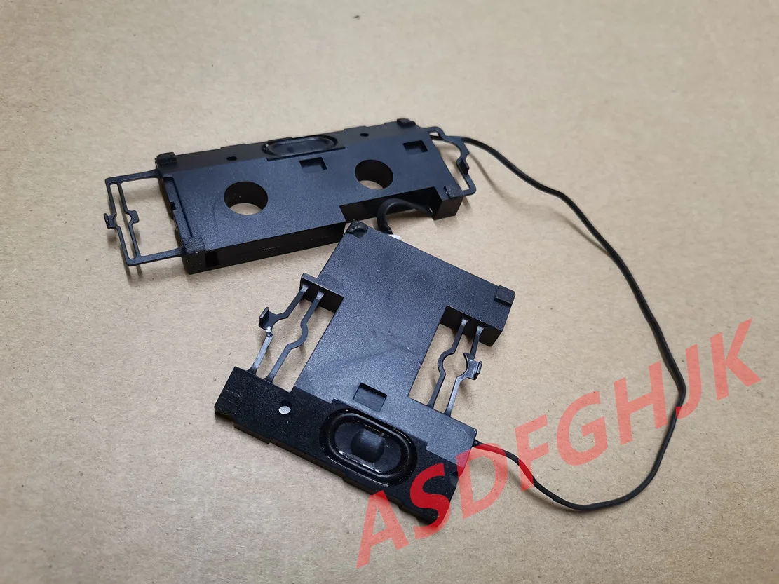 Laptop internal speakers for DELL Inspiron 17.3" 17-5748 17 5748 5000 Built-in speakers Left and Right 05NF68 5NF68 023.4001V.0
Laptop internal speakers for DELL Inspiron 17.3" 17-5748 17 5748 5000 Built-in speakers Left and Right 05NF68 5NF68 023.4001V.0
