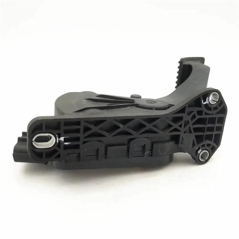 A026-New High Quality Car Accelerator Pedal 90904652 For Sail Lefeng RV Auto Parts Throttle Pedal
A026-New High Quality Car Accelerator Pedal 90904652 For Sail Lefeng RV Auto Parts Throttle Pedal