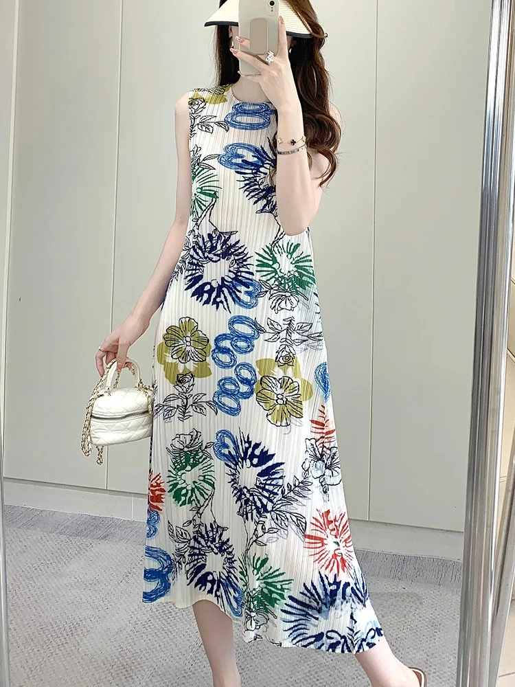 Elegant Summer New Women's Dress Three-dimensional Pleats Sleeveless Beach Vacation Long Skirt Polyester Fiber round Neck
Elegant Summer New Women's Dress Three-dimensional Pleats Sleeveless Beach Vacation Long Skirt Polyester Fiber round Neck