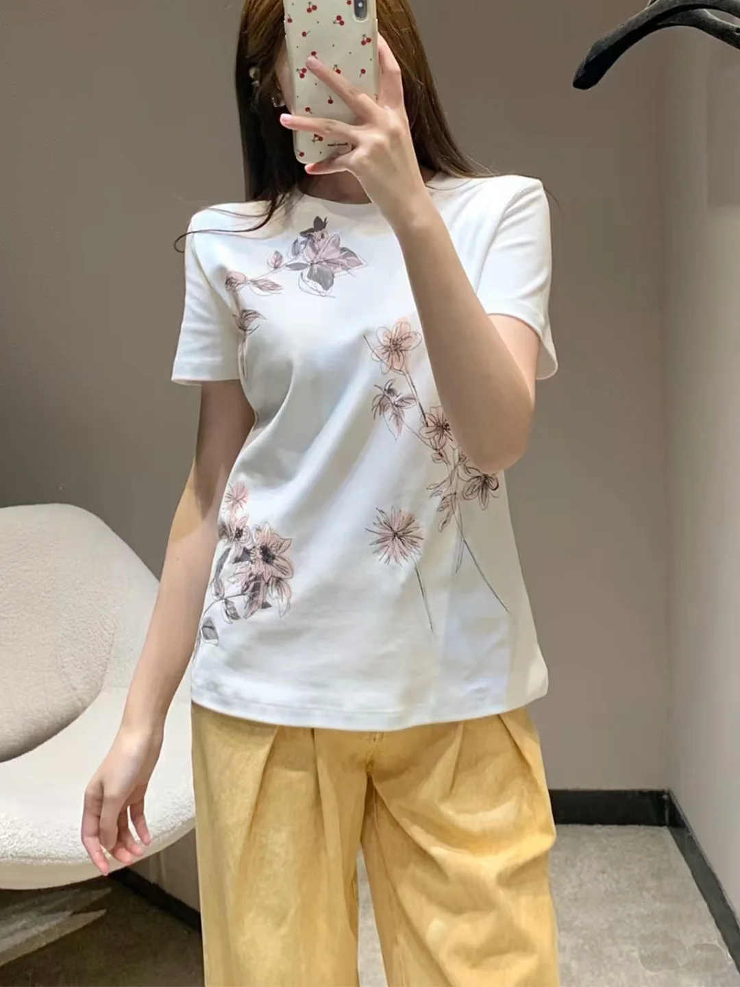 Daily Wear 26 Early Summer New Style 95 Cotton Elastic Embroidered Print Short Sleeve T-Shirt Top Casual Universal Standard Fit
Daily Wear 26 Early Summer New Style 95 Cotton Elastic Embroidered Print Short Sleeve T-Shirt Top Casual Universal Standard Fit