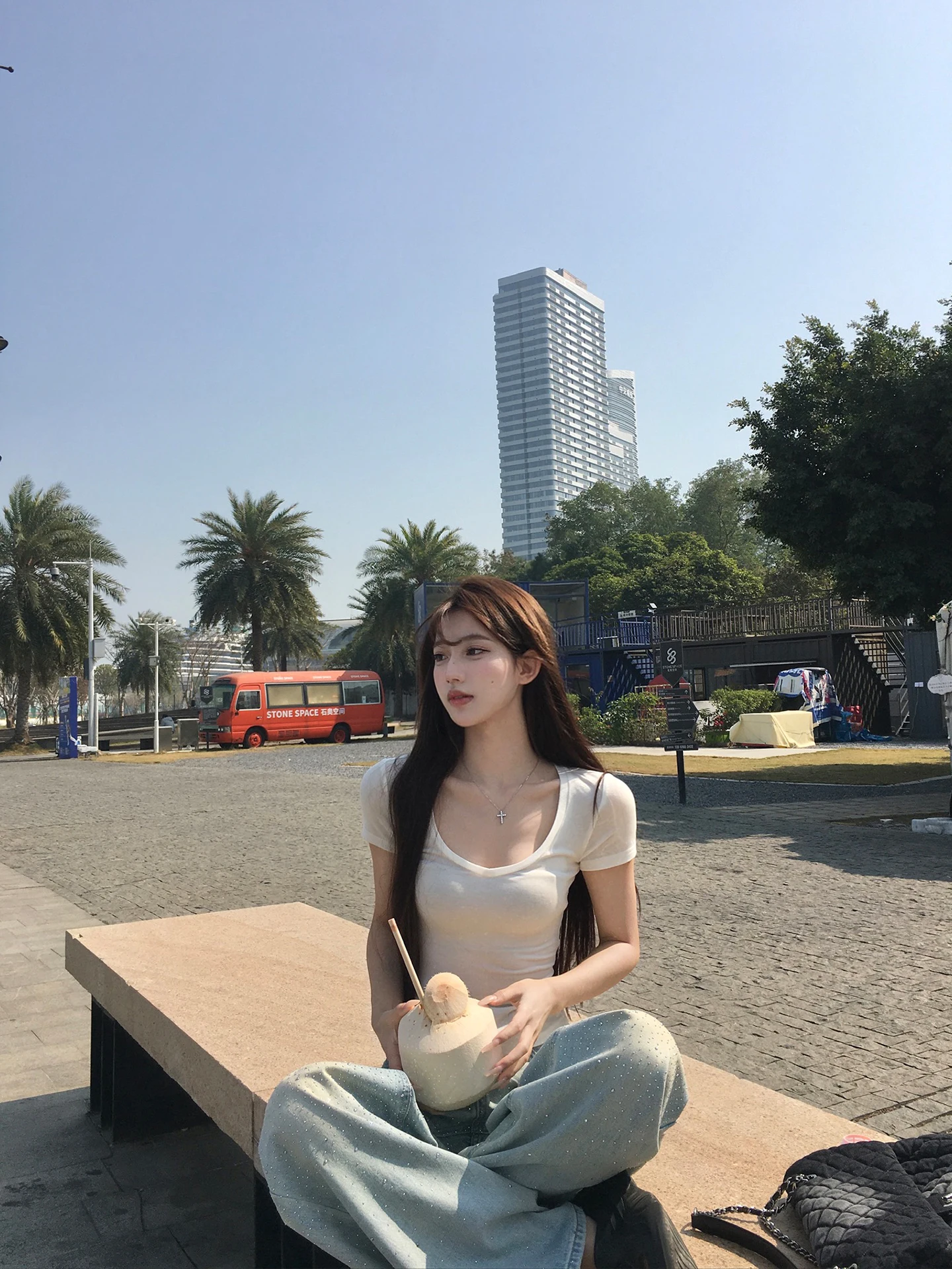 Slim Fit ort Sve U Ne T irt Women's Sle Korean Commute White Color Summer Faion ort Length Sexy Top
Slim Fit ort Sve U Ne T irt Women's Sle Korean Commute White Color Summer Faion ort Length Sexy Top