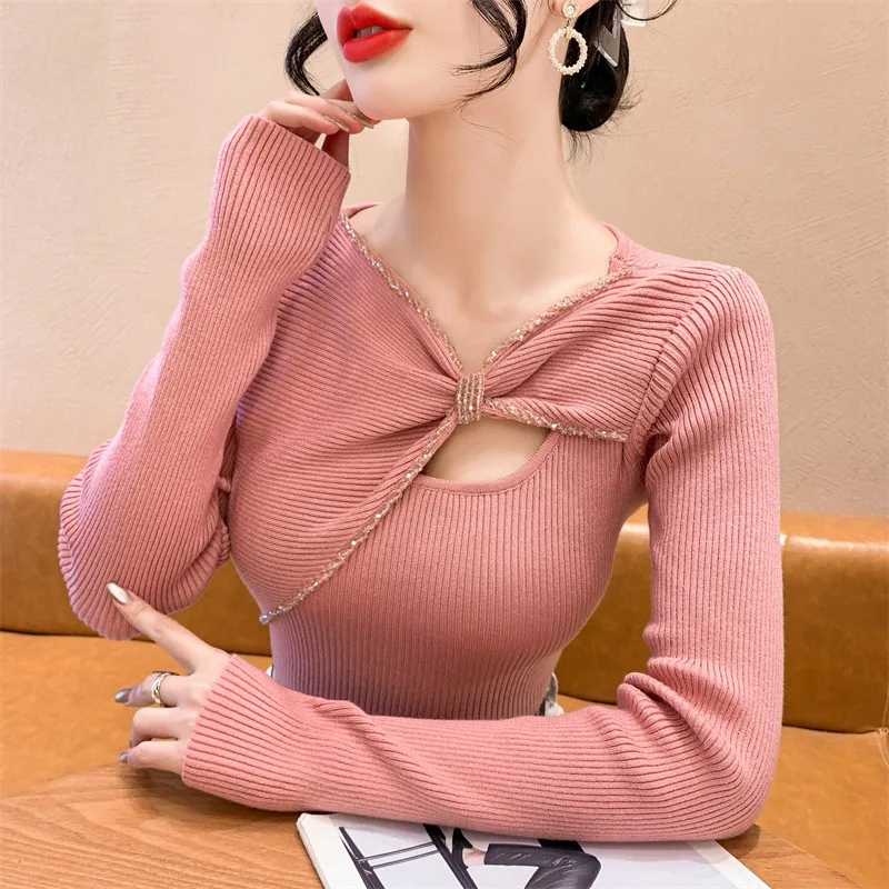 Women's Long Sve Hollow out Knitwear Irregular Beading Base irt Autumn Winter Warm V Ne Thiened Color Sweater
Women's Long Sve Hollow out Knitwear Irregular Beading Base irt Autumn Winter Warm V Ne Thiened Color Sweater