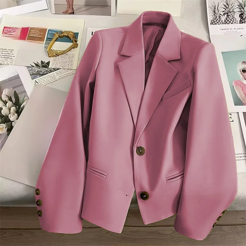 Весна-Осень 2024: Новая модель короткого розового пиджака в повседневном стиле для создания образа богини. Женская мода, полиэстер, стандартная толщина.
Весна-Осень 2024: Новая модель короткого розового пиджака в повседневном стиле для создания образа богини. Женская мода, полиэстер, стандартная толщина.