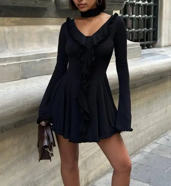 2026 Sexy Long Sleeved V-Neck Ruffle Stitched Chiffon Dress Fashionable Stylish Style Slim Fit and Slimming A-Line Short Skirt
2026 Sexy Long Sleeved V-Neck Ruffle Stitched Chiffon Dress Fashionable Stylish Style Slim Fit and Slimming A-Line Short Skirt