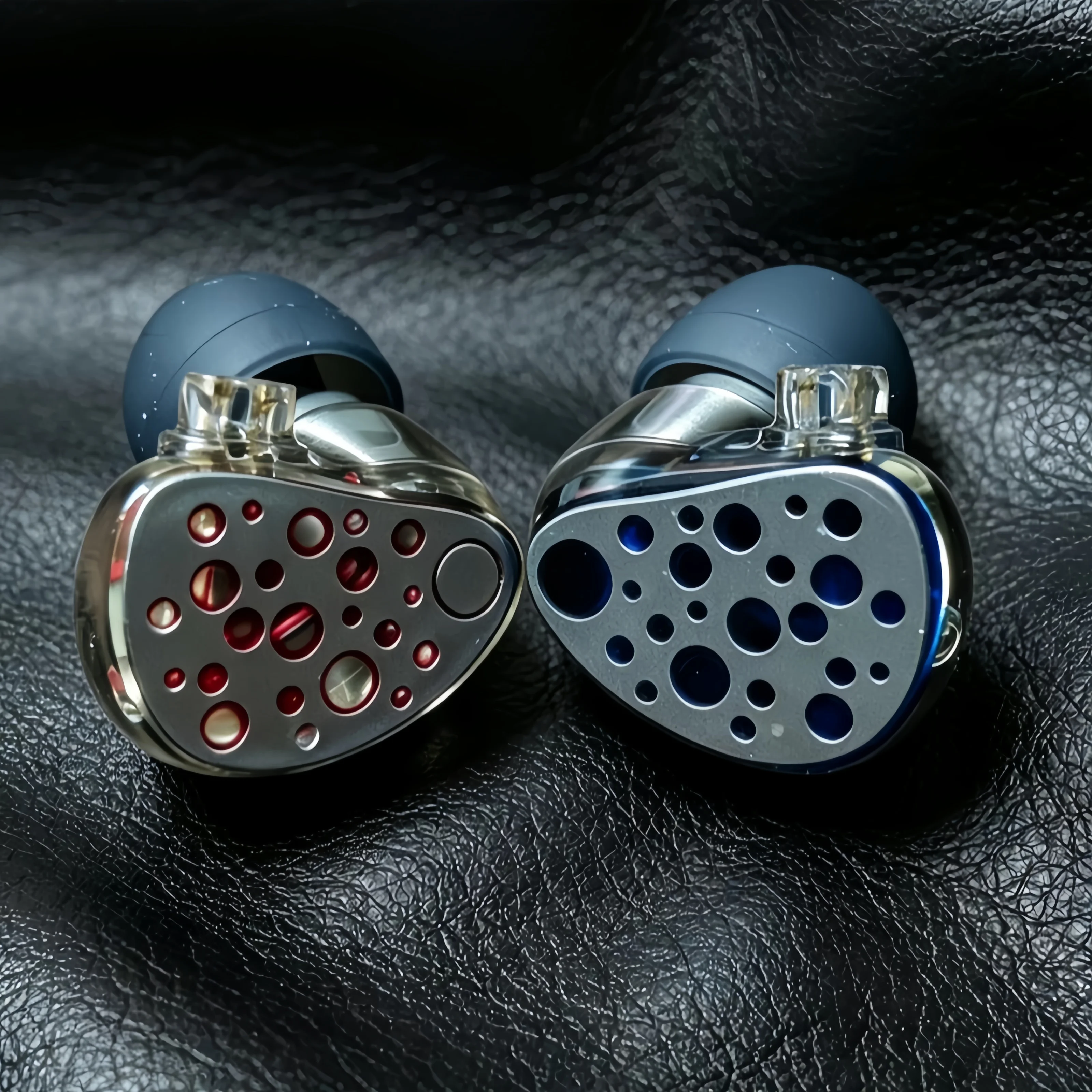 Geekyaudio Electret Static/Graphene Diaphragm Coaxial Dual-Motion Dynamic IEM Hifi Music Monitor Studio Audiophiles Earphones
Geekyaudio Electret Static/Graphene Diaphragm Coaxial Dual-Motion Dynamic IEM Hifi Music Monitor Studio Audiophiles Earphones