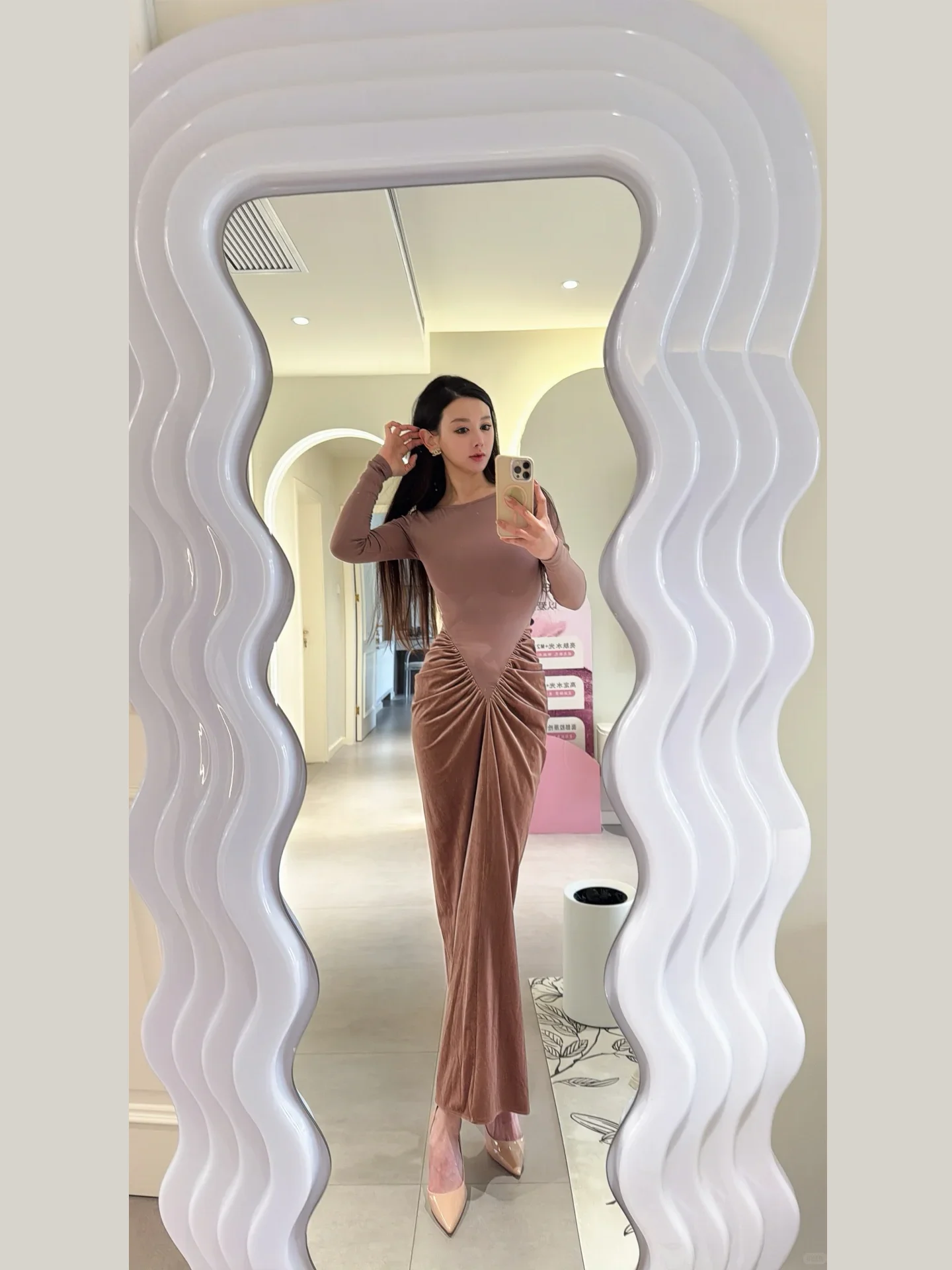Elegant Korean Style Splice Long Dress Women's Winter New round Neck Slim Fit Dress Fashionable Popular A-Line Skirt
Elegant Korean Style Splice Long Dress Women's Winter New round Neck Slim Fit Dress Fashionable Popular A-Line Skirt