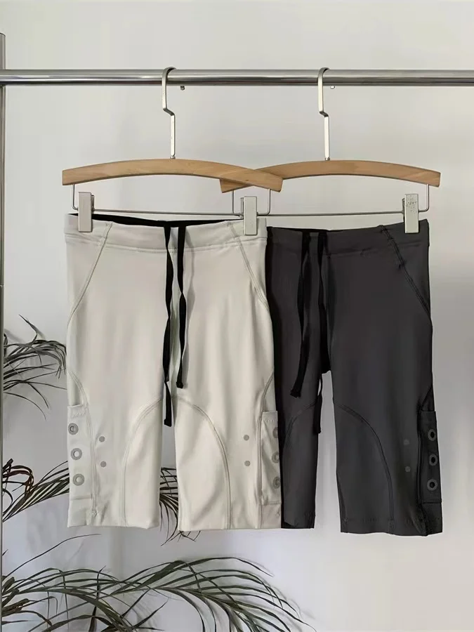 Reflective Sun Protection Running Tights Compression Gleam Half Tights Outdoor Running Pants Polyester Fiber Quick Dry Summer
Reflective Sun Protection Running Tights Compression Gleam Half Tights Outdoor Running Pants Polyester Fiber Quick Dry Summer