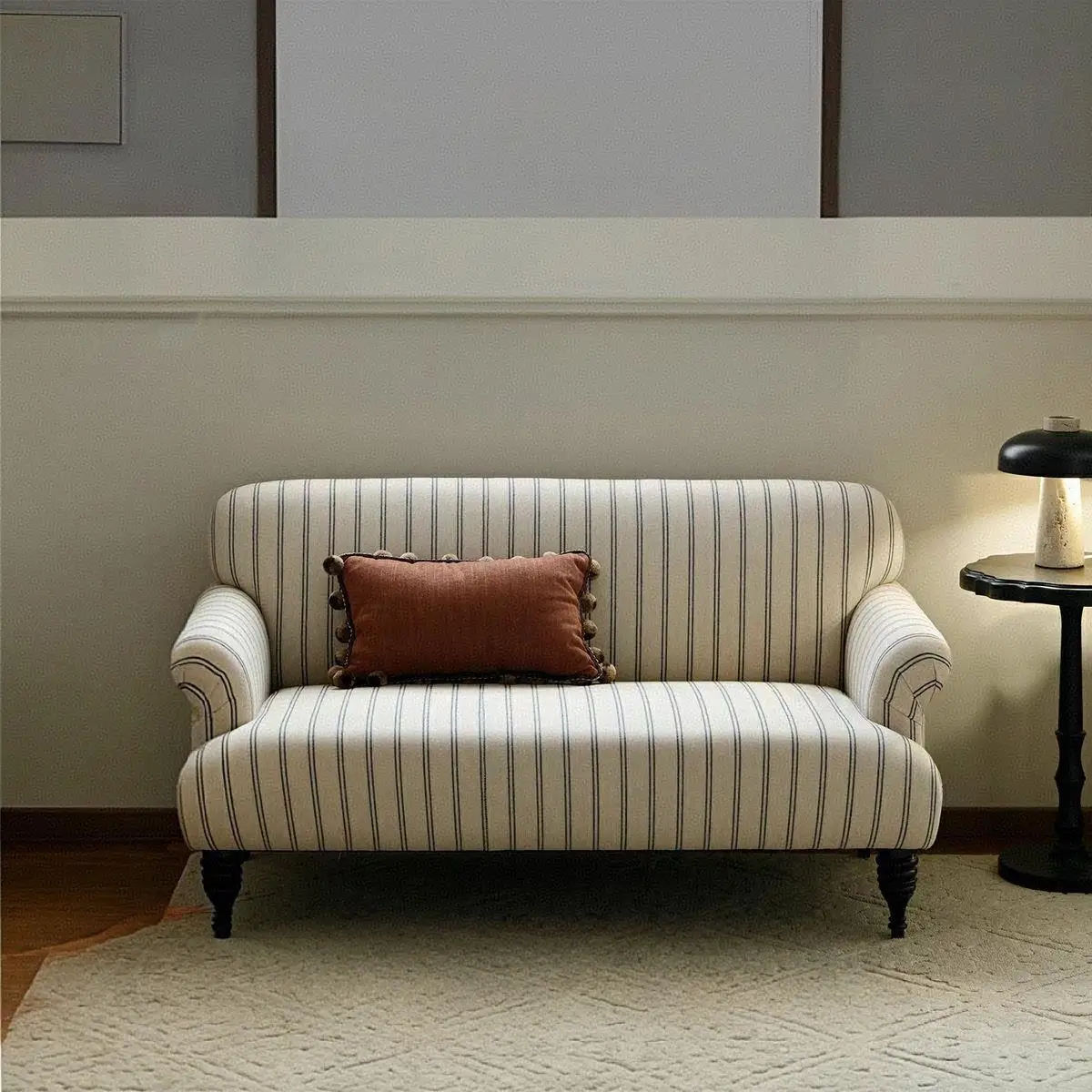 American retro striped fabric sofa living room small apartment French apartment double triple sofa
American retro striped fabric sofa living room small apartment French apartment double triple sofa