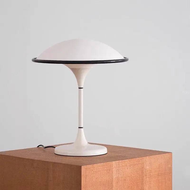 French medieval minimalist UFO table lamp bedroom bedside lamp living room designer creative atmosphere lighting fixture
French medieval minimalist UFO table lamp bedroom bedside lamp living room designer creative atmosphere lighting fixture