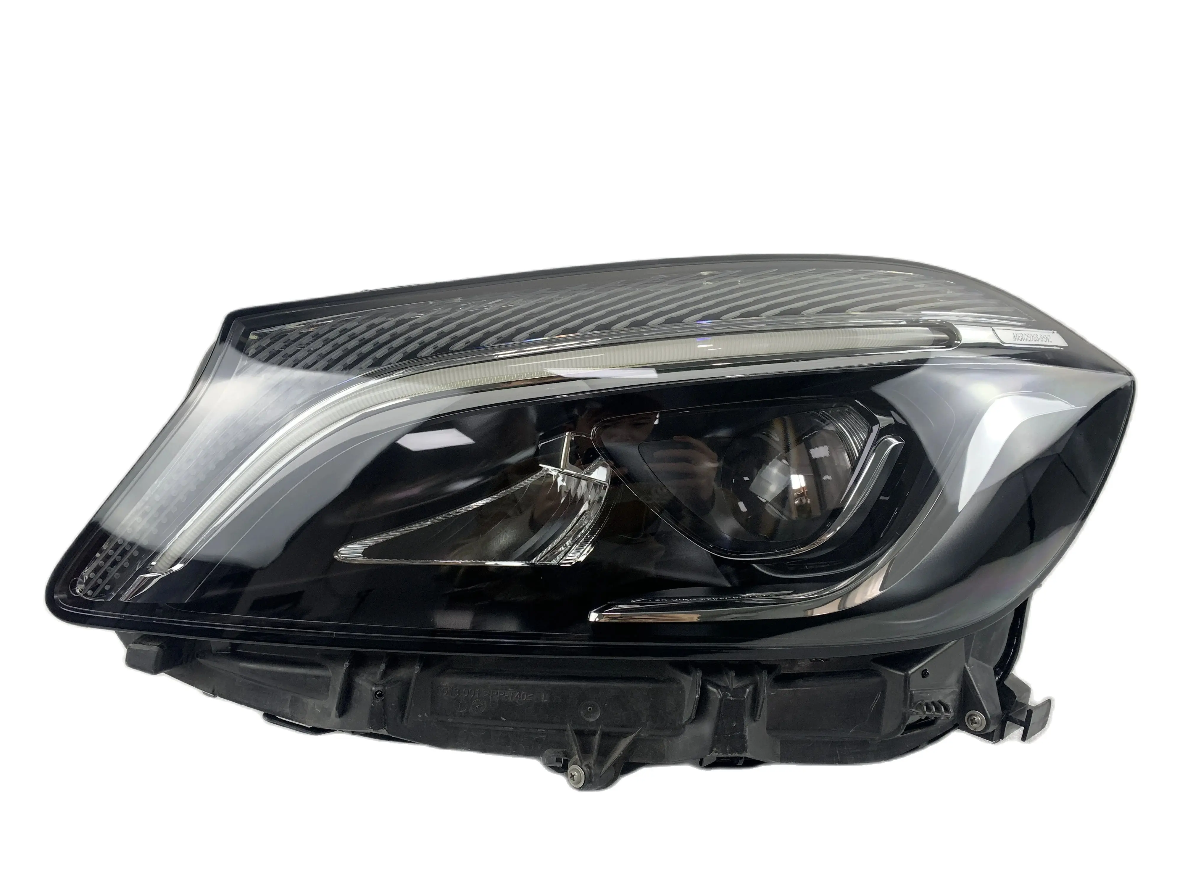 For Mercedes-Benz A-Class Original headlight A180 A200 A250 A45 AMG LED headlamp
For Mercedes-Benz A-Class Original headlight A180 A200 A250 A45 AMG LED headlamp