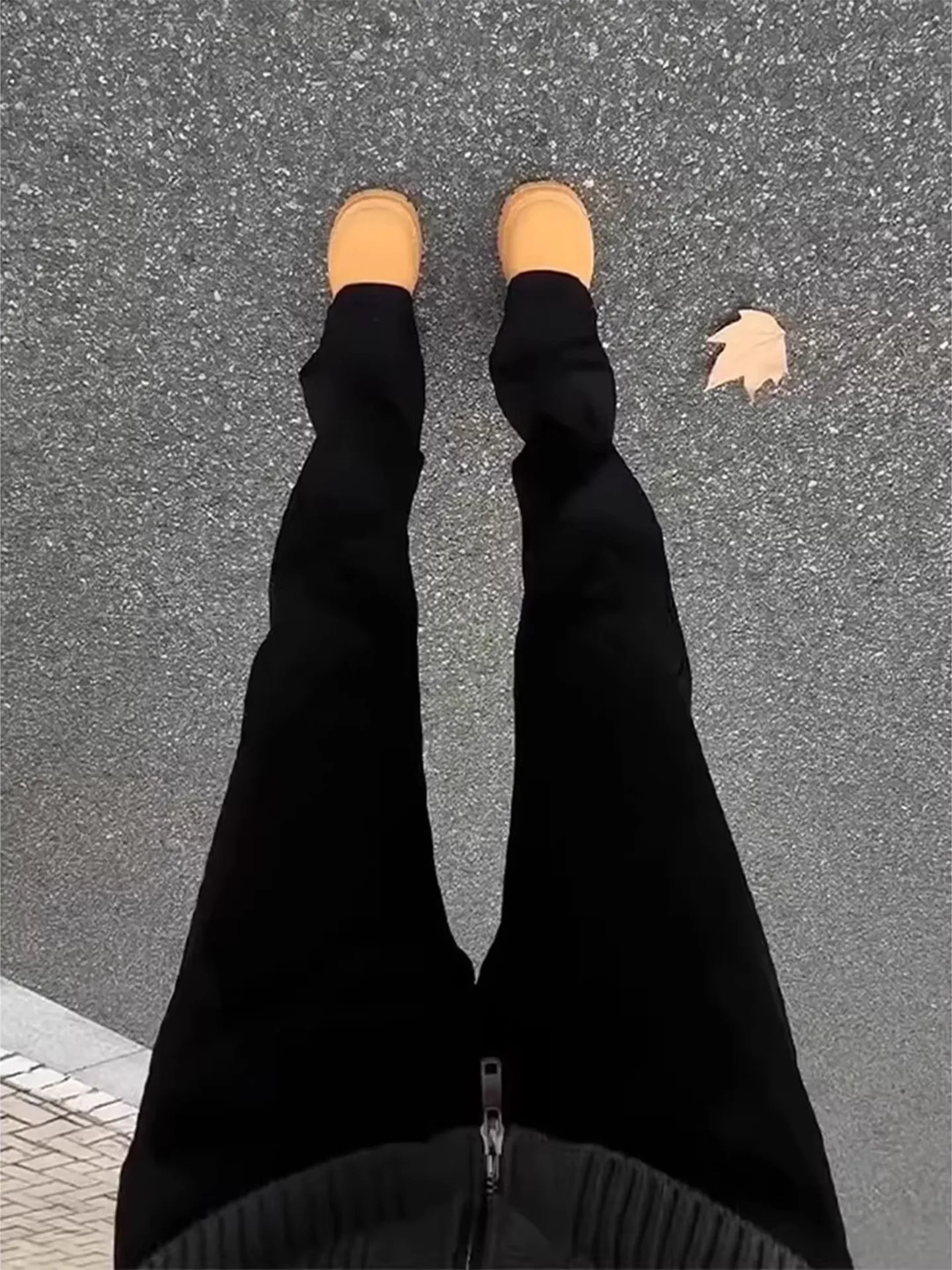 Slim Straight Jeans Men's Spring Narrow Version Pants American High Street Vibe Rise Bell Bottoms Wear Resistant Casual Jeans
Slim Straight Jeans Men's Spring Narrow Version Pants American High Street Vibe Rise Bell Bottoms Wear Resistant Casual Jeans