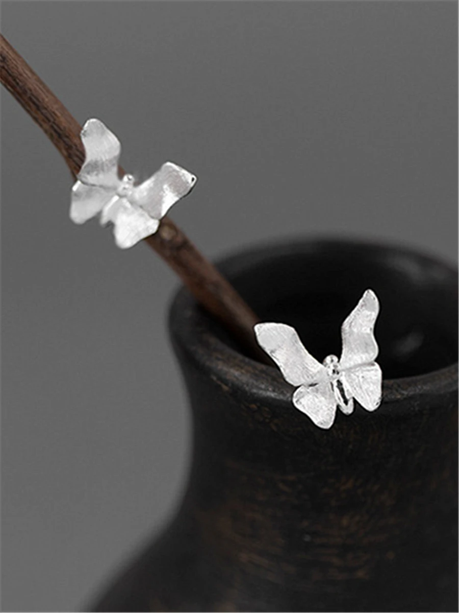 Original Small Design Silver Earrings Pure Silver Vintage Artistic Unique Style Women's Fashion Jewelry Ear Studs
Original Small Design Silver Earrings Pure Silver Vintage Artistic Unique Style Women's Fashion Jewelry Ear Studs