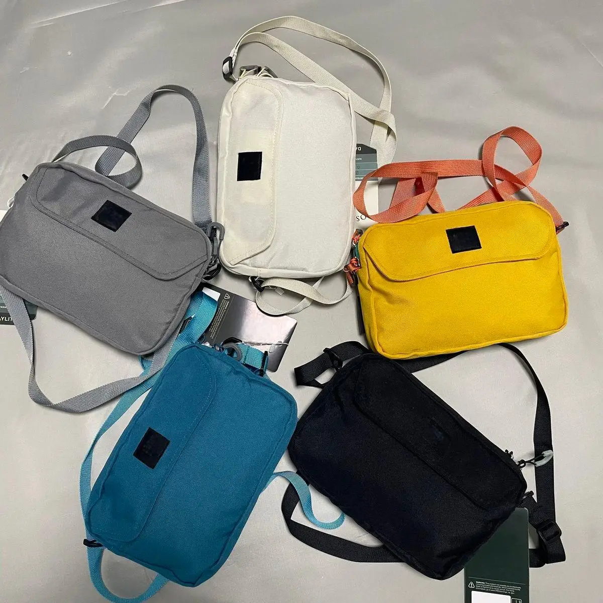 Travel Shoulder Crossbody Bag for Men & Ladies – Multifunctional Outdoor Sling, Fashionable Casual Pack
Travel Shoulder Crossbody Bag for Men & Ladies – Multifunctional Outdoor Sling, Fashionable Casual Pack