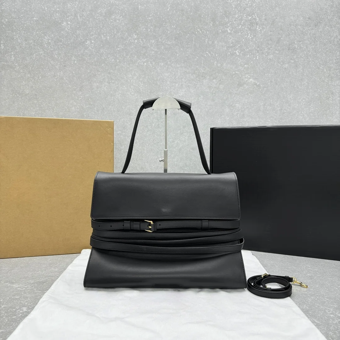 Ladies' fashionable real leather bag handbags shoulder bags hand-held bag public purse
Ladies' fashionable real leather bag handbags shoulder bags hand-held bag public purse