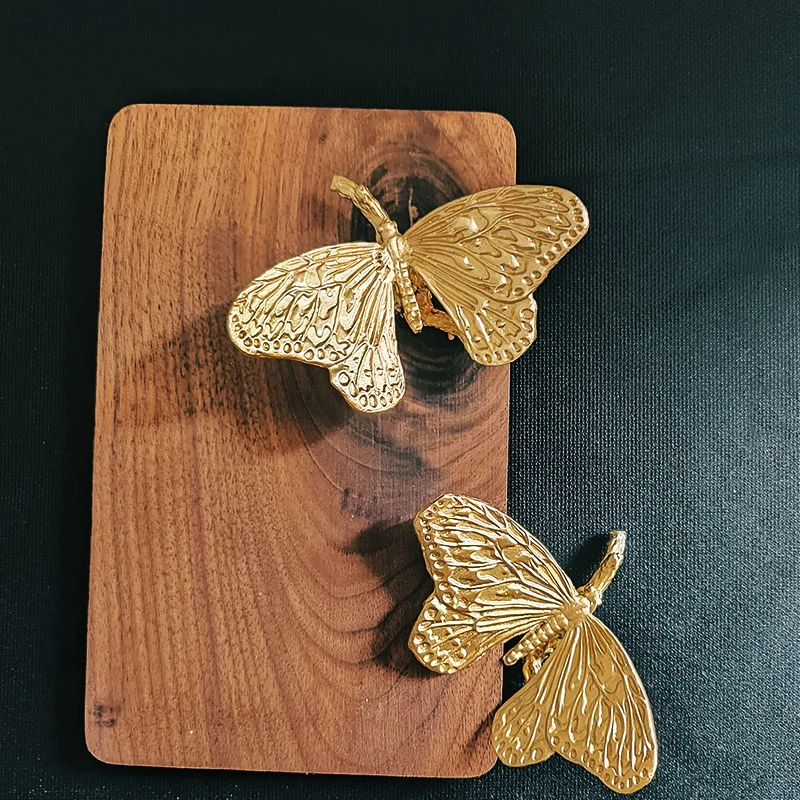 8PCS Solid Brass Butterfly Design Furniture Pulls Handles Drawer Knobs Cupboard Wardrobe Closet Dresser Cabinet Pulls Decoration
8PCS Solid Brass Butterfly Design Furniture Pulls Handles Drawer Knobs Cupboard Wardrobe Closet Dresser Cabinet Pulls Decoration