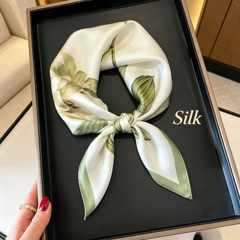 Soft Small Square Scarf, Romantic Lily Temperament Silk, Various Headgear Clothing with 100% Mulberry Silk Small Scarf
Soft Small Square Scarf, Romantic Lily Temperament Silk, Various Headgear Clothing with 100% Mulberry Silk Small Scarf