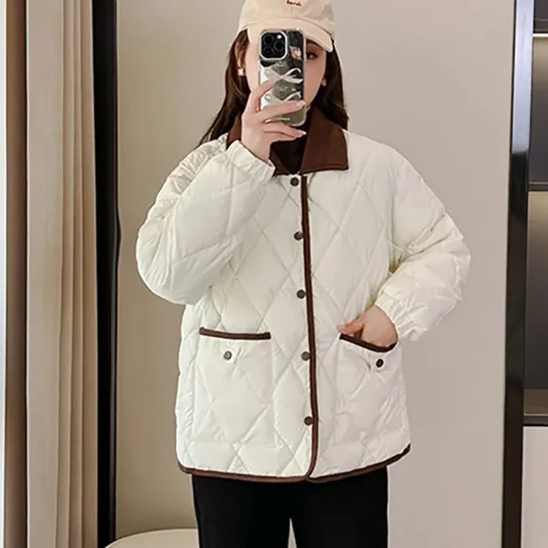 Autumn Winter Women Faux Leather Down Cotton Jacket 2025 New Color Blocking Versatile Short Grid Quilted Jacket Female Outerwear
Autumn Winter Women Faux Leather Down Cotton Jacket 2025 New Color Blocking Versatile Short Grid Quilted Jacket Female Outerwear