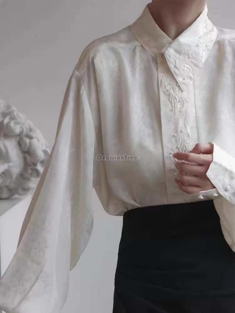 2025 New spring Chinese retro national style embroidered white shirt women's long sleeve elegant loose style tang suit blouse
2025 New spring Chinese retro national style embroidered white shirt women's long sleeve elegant loose style tang suit blouse